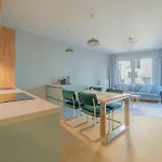 아파트 Chic Living At Vista Serenity With Balcony *