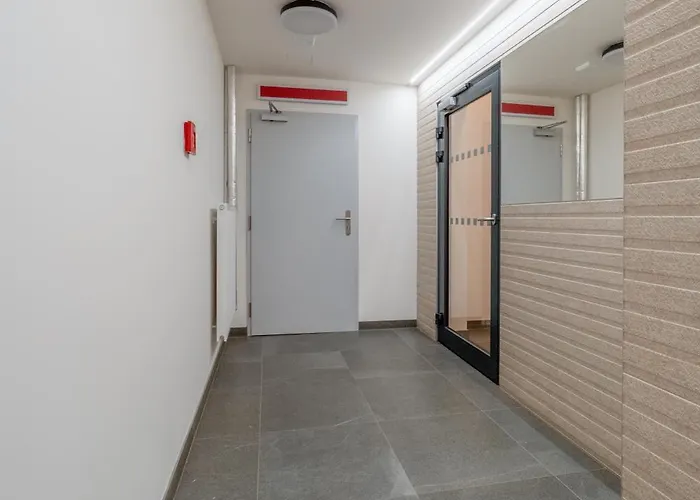 Chic Living At Vista Serenity With Balcony *